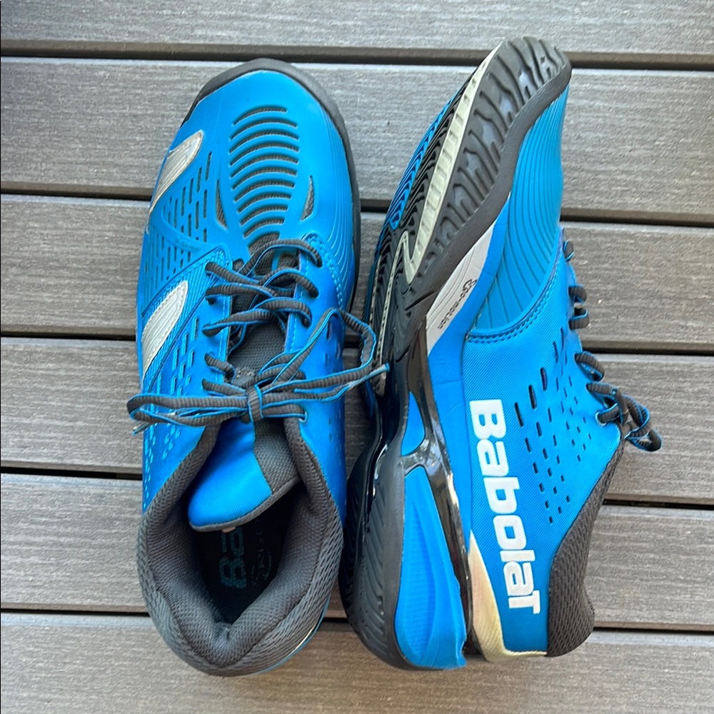 Babolat All Court Ergo-Motion shoes. Michelin soles. Ultra comfortable. EC
